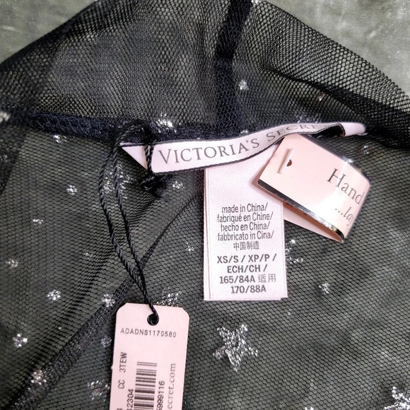 Victoria's Secret Sheer Glitter Star Print Robe - Picture 2 of 4